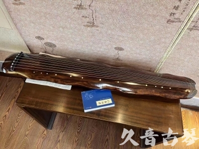 铜川市●久音古琴  ●今日推荐  20231214【冰丝断纹蕉叶】